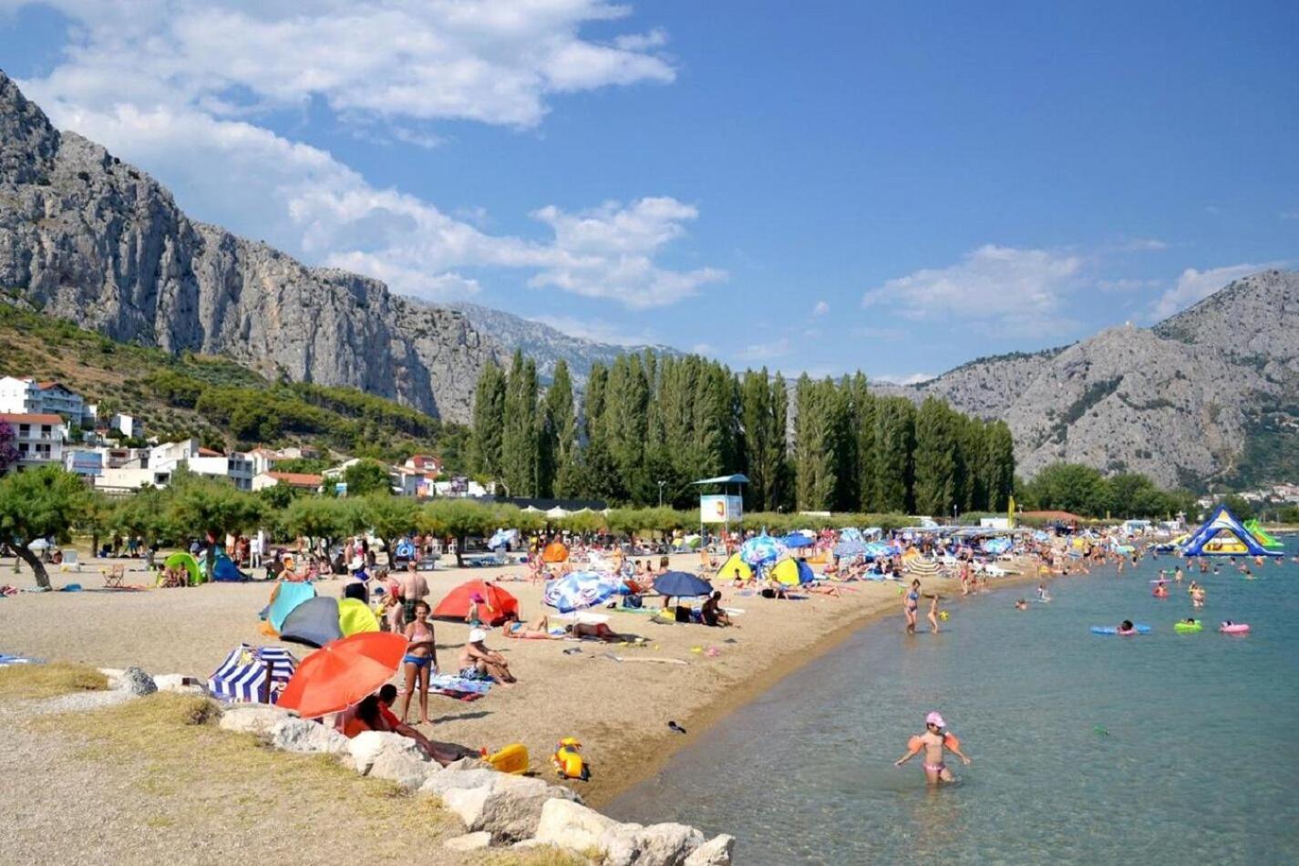 Apartments Zdravko - 150 M From Sandy Beach Duće Zewnętrze zdjęcie